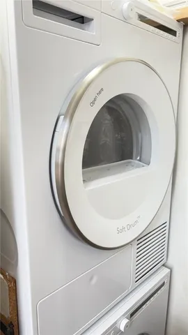 $3,200 | 75 Pelham Street, Unit D, Newport, RI 02840