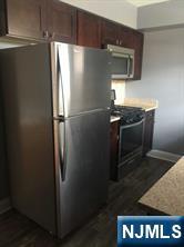 280-320 Oak Street, Unit 304C Ridgewood, NJ 07450 - Photo 5 of 23