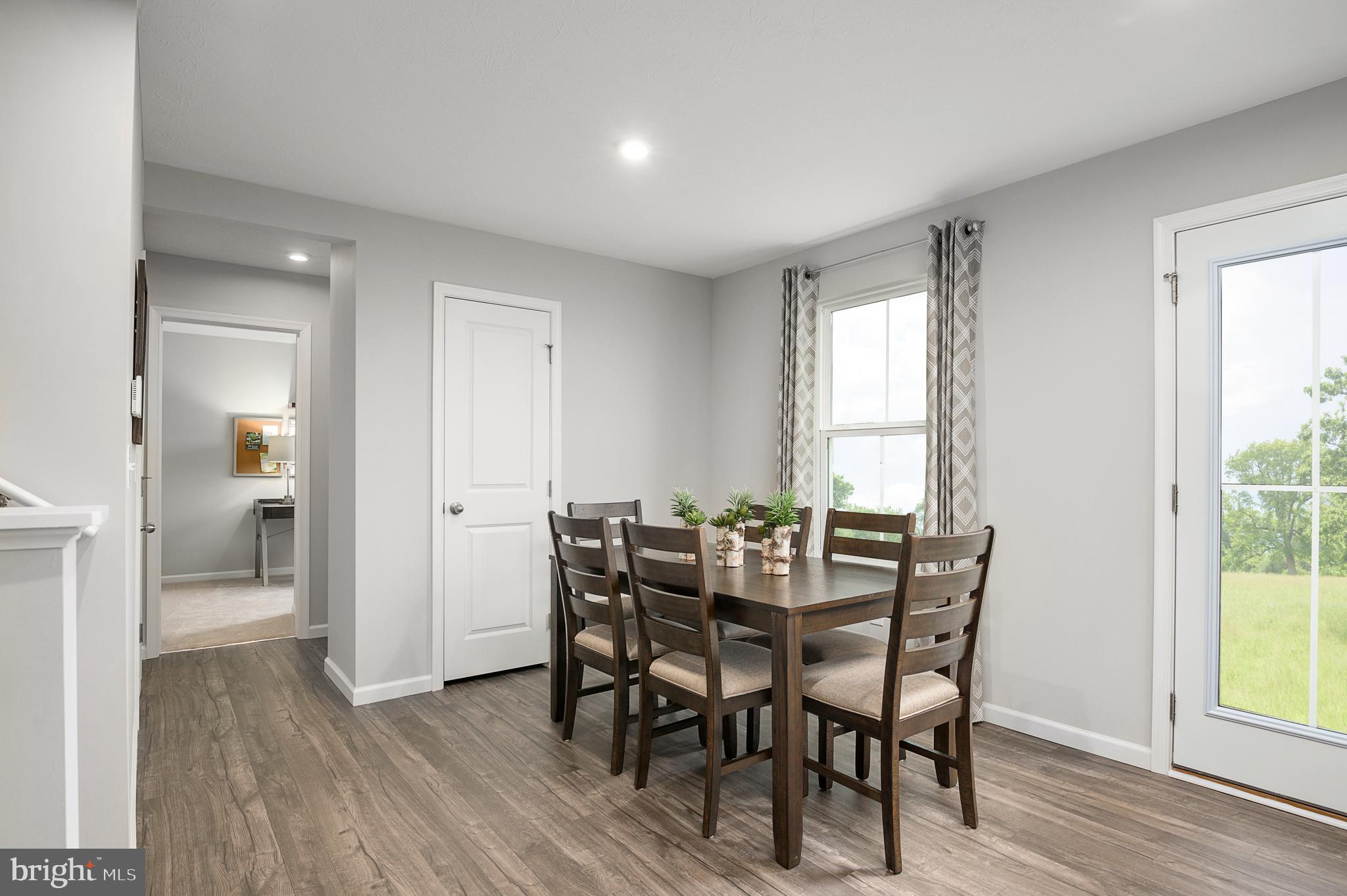 68 Spatterdock Inwood, WV 25428 - Photo 11 of 21 Dining