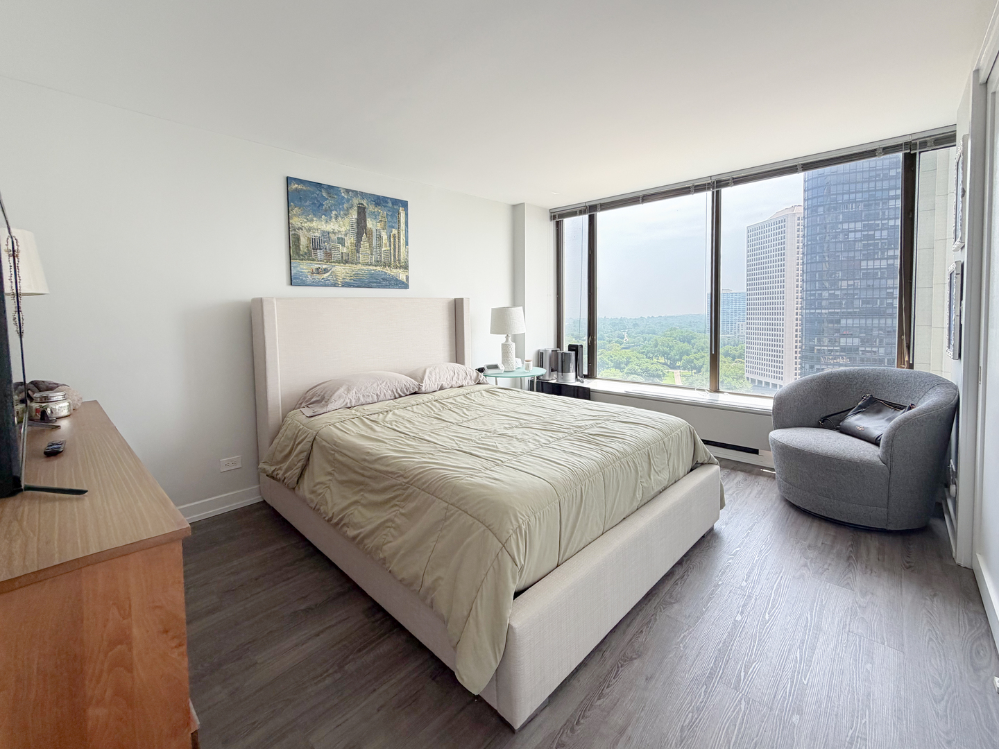 5455 North Sheridan Road, Unit 1908 Chicago, IL 60640 - Photo 6 of 12