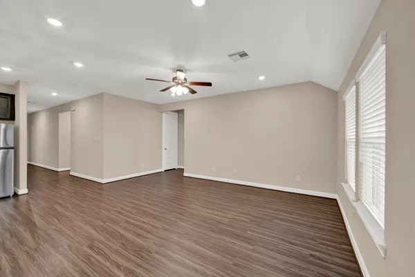 $2,450 | 2217 Gadwall Court, Conroe, TX 77384