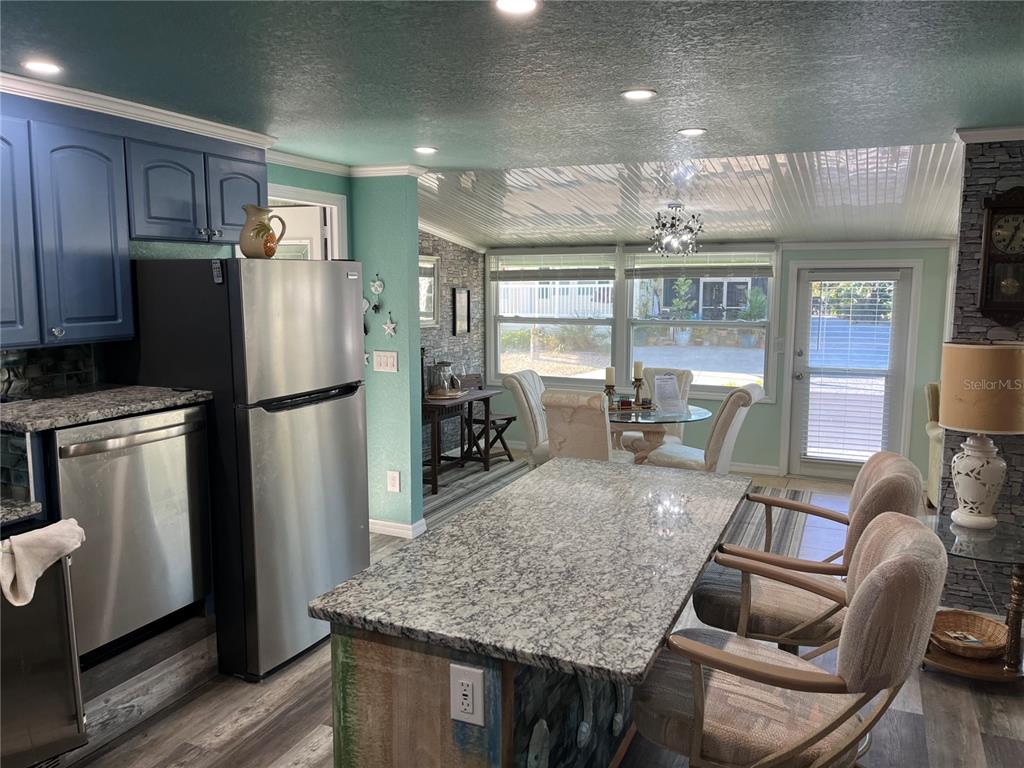 712 Roma Road Venice, FL 34285 - Photo 4 of 42