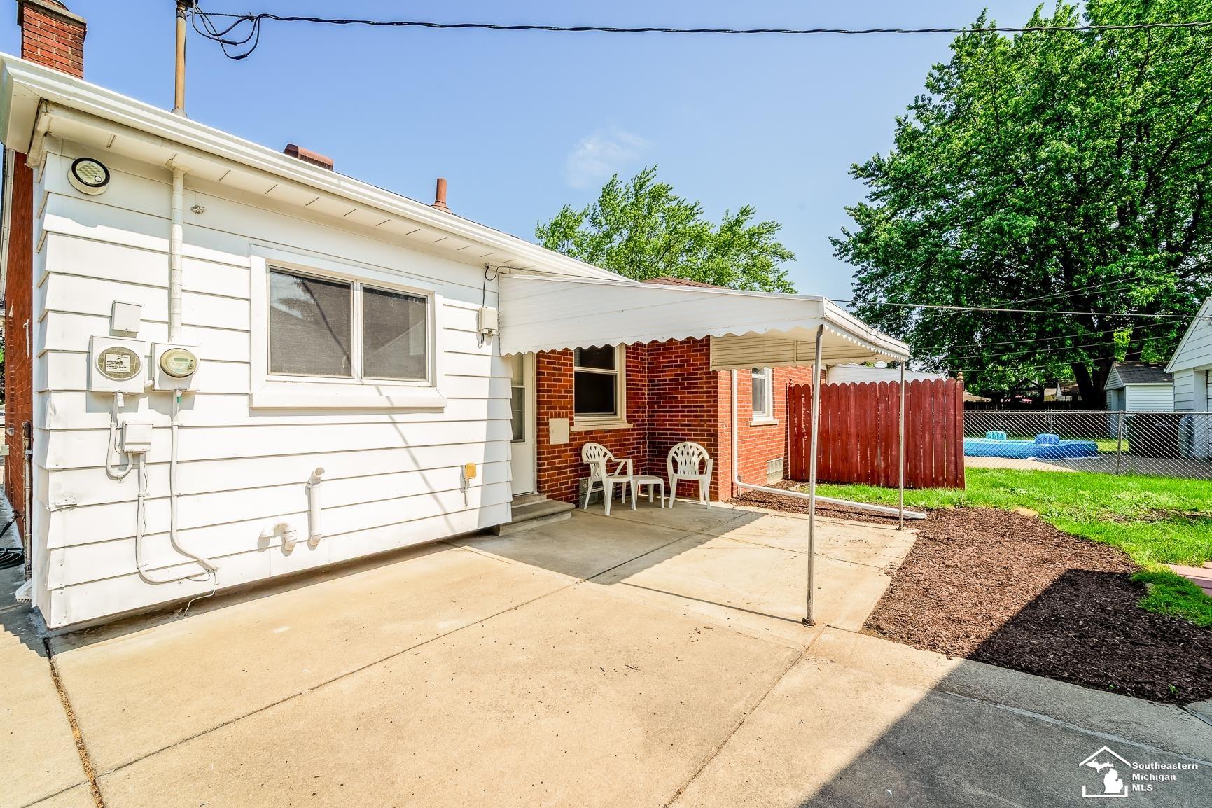 9309 Allen Road Allen Park, MI 48101 - Photo 27 of 34