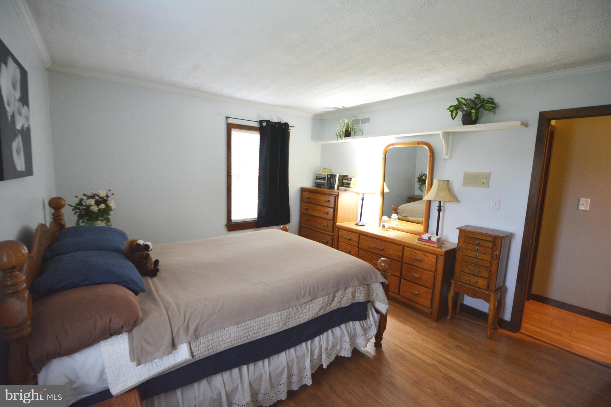 2523 Uniontown Road Westminster, MD 21158 - Photo 22 of 59 Master bedroom
