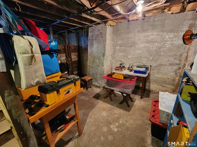 $375,000 | 179 Winthrop Terrace, Meriden, CT 06451