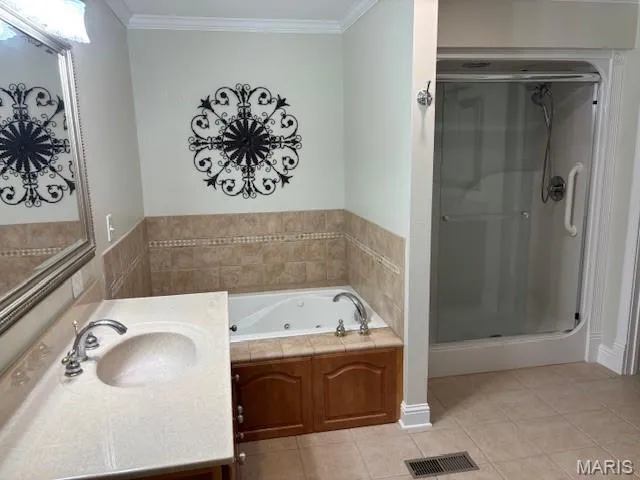 $489,000 | 909 Saddle Spur Road, Dexter, MO 63841