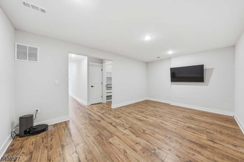 7 Moreno Place Wharton, NJ 07885 - Photo 23 of 28