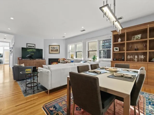 $1,650,000 | 9-17 Harcourt Street, Unit 503, Boston, MA 02116