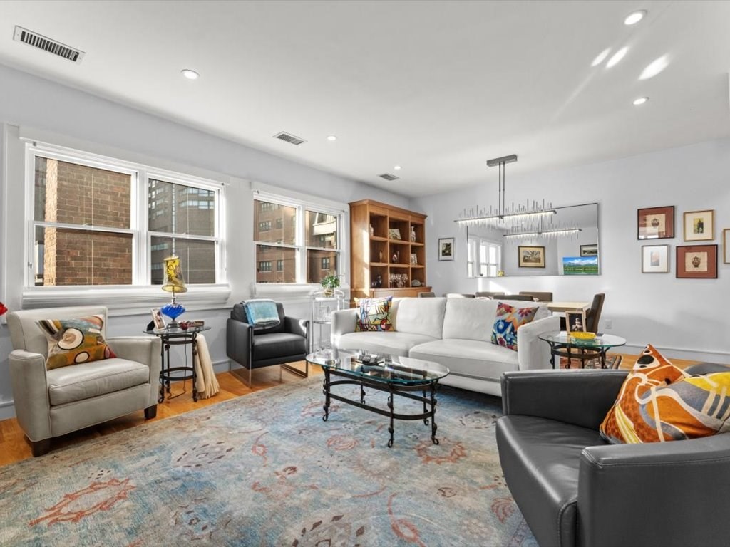 9-17 Harcourt Street, Unit 503 Boston, MA 02116 - Photo 14 of 30