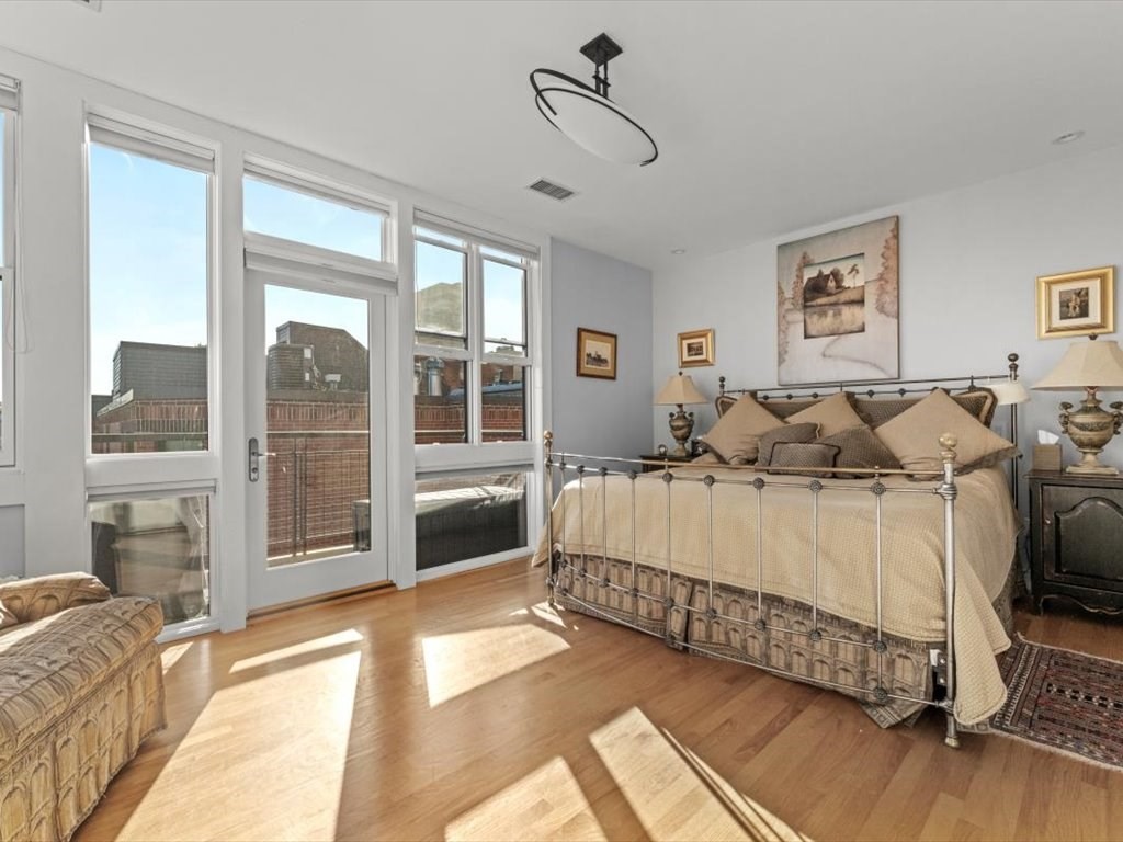 9-17 Harcourt Street, Unit 503 Boston, MA 02116 - Photo 17 of 30