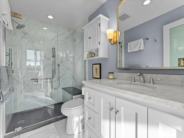 $1,650,000 | 9-17 Harcourt Street, Unit 503, Boston, MA 02116