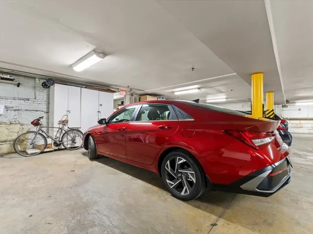 $1,650,000 | 9-17 Harcourt Street, Unit 503, Boston, MA 02116