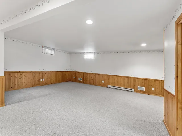 $399,900 | 501 River Bluff Drive, Manitowoc, WI 54220