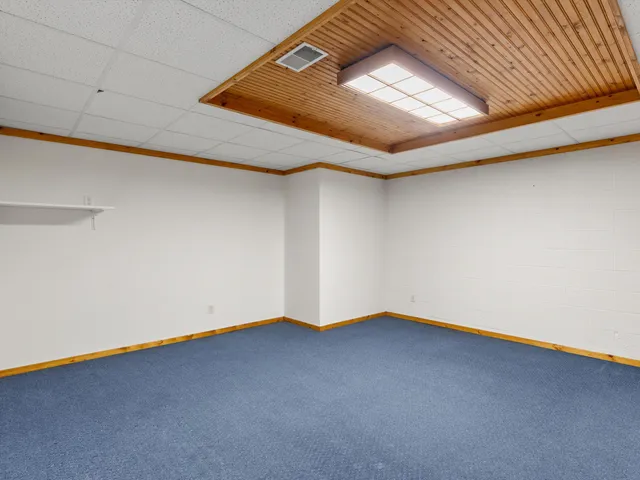 $399,900 | 501 River Bluff Drive, Manitowoc, WI 54220