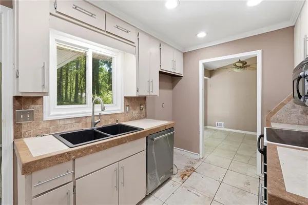 $285,000 | 597 Dover Street, Marietta, GA 30066
