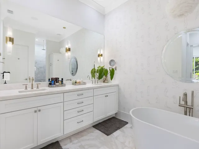 $1,850,000 | 1650 Riomar Cove Lane, Vero Beach, FL 32963