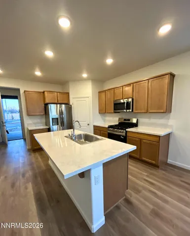 $2,450 | 3458 Payton Way, Fernley, NV 89408