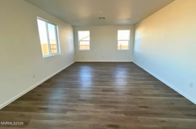 $2,450 | 3458 Payton Way, Fernley, NV 89408