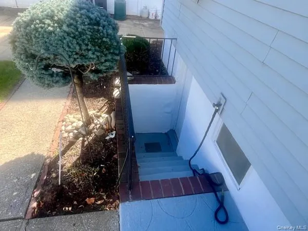 $1,175,000 | 107-23 96th Street | Ozone Park