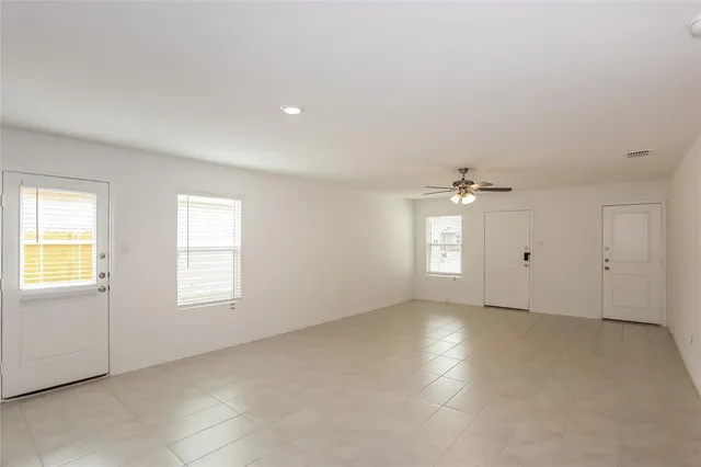 $1,695 | 3153 Crestone Drive, Crandall, TX 75114