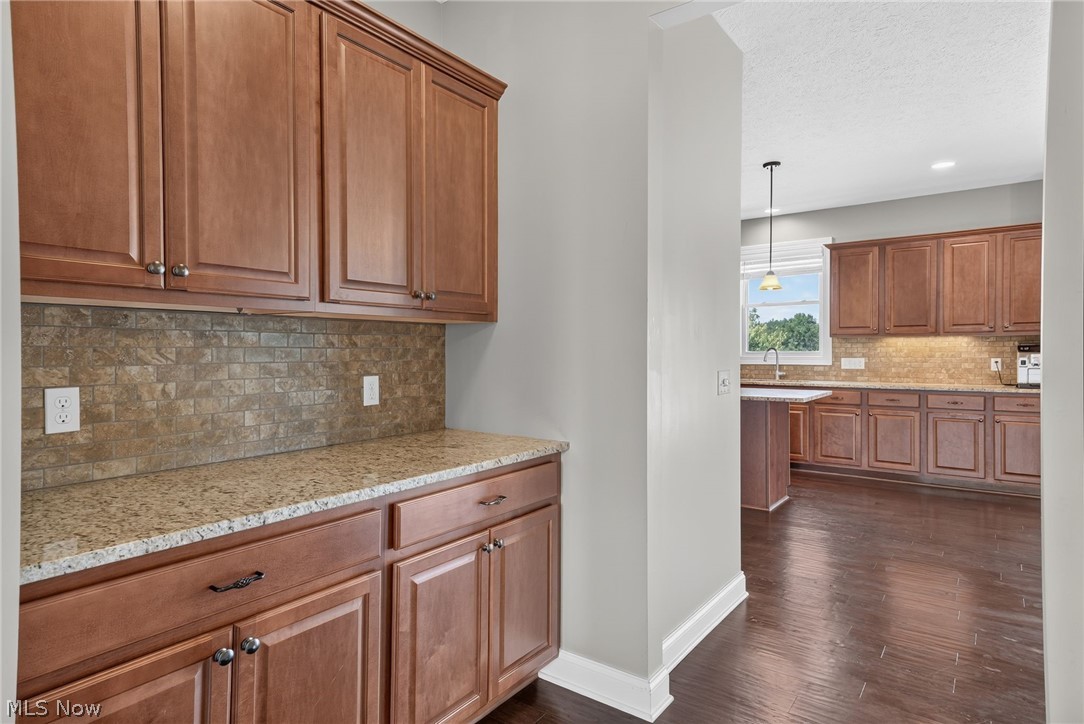 22334 Pinnacle Point Strongsville, OH 44149 - Photo 14 of 50