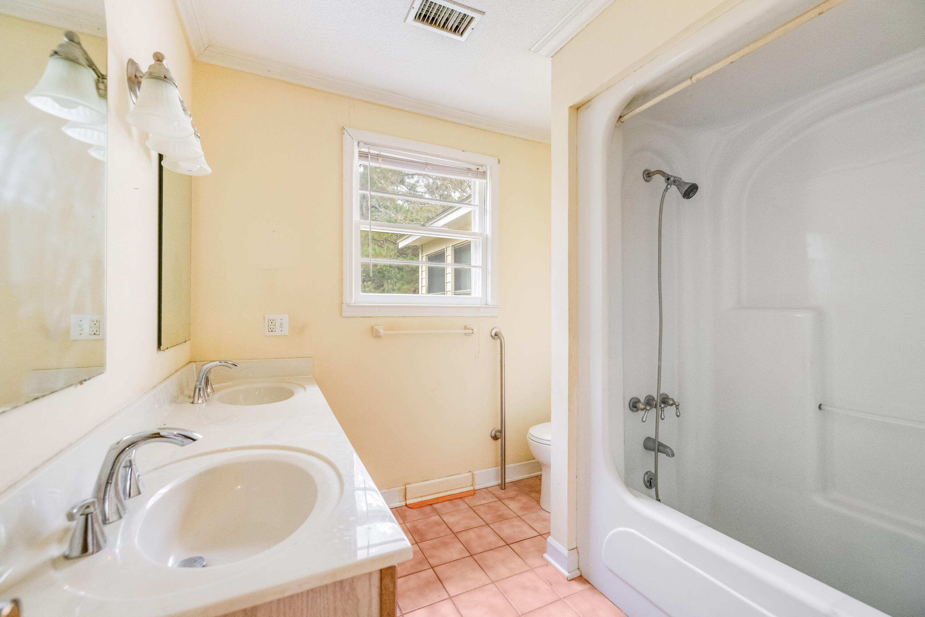 648 Schooner Road Charleston, SC 29412 - Photo 24 of 25 Bath 1