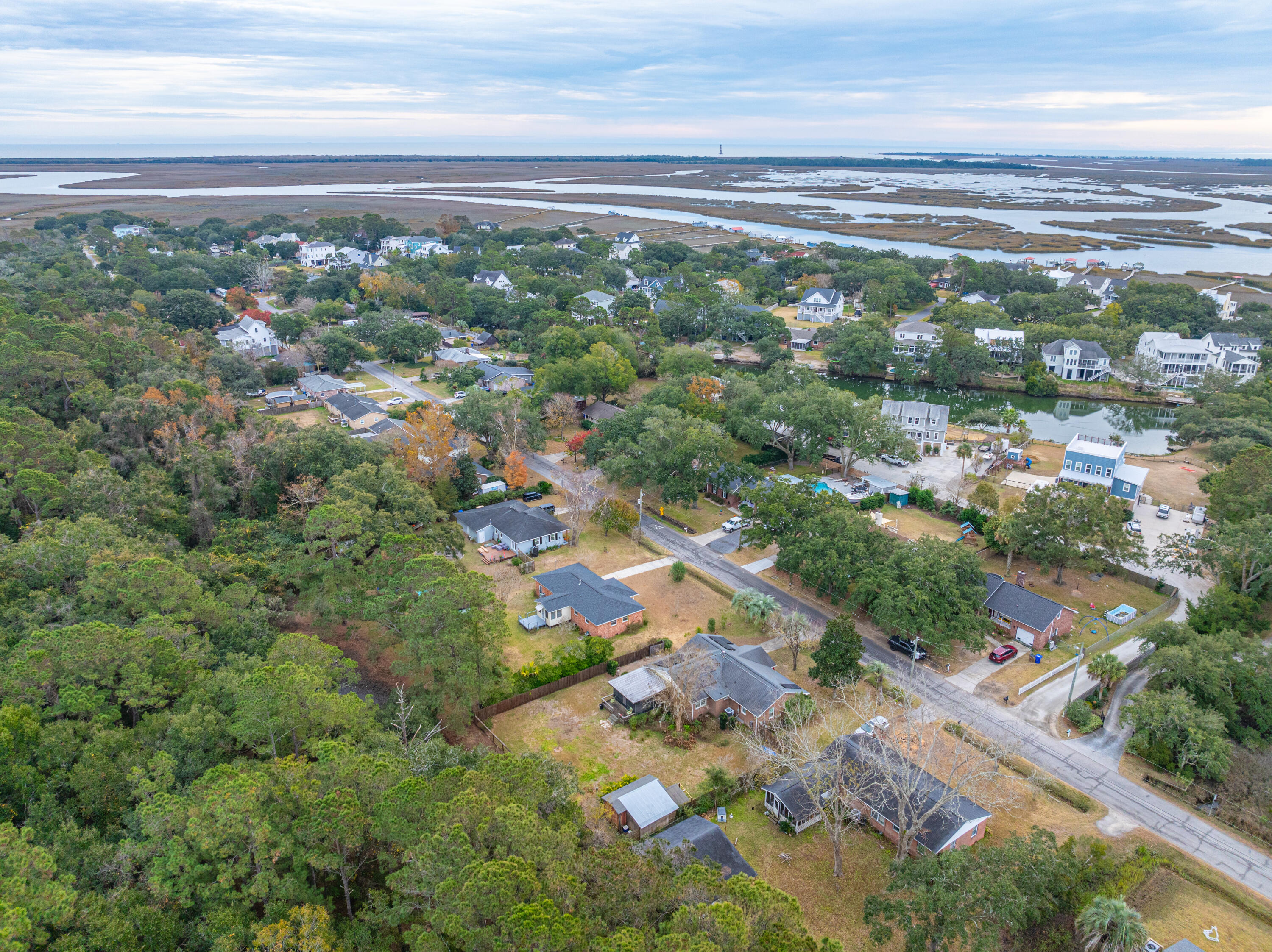648 Schooner Road Charleston, SC 29412 - Photo 4 of 25 Close to Folly Beach