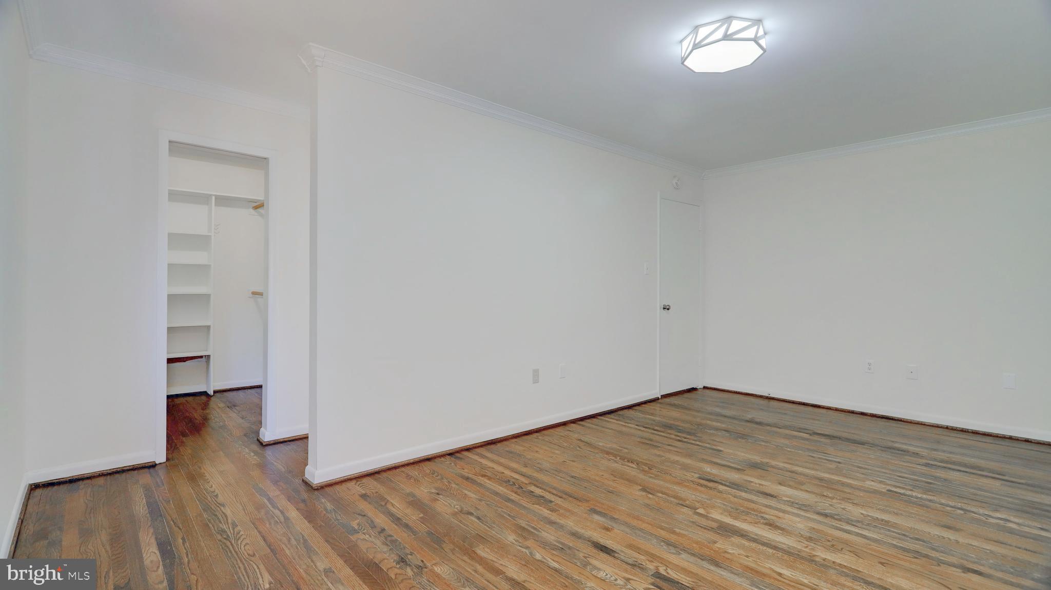 1500 Roundleaf Court Reston, VA 20190 - Photo 20 of 23 Gallery Image 20