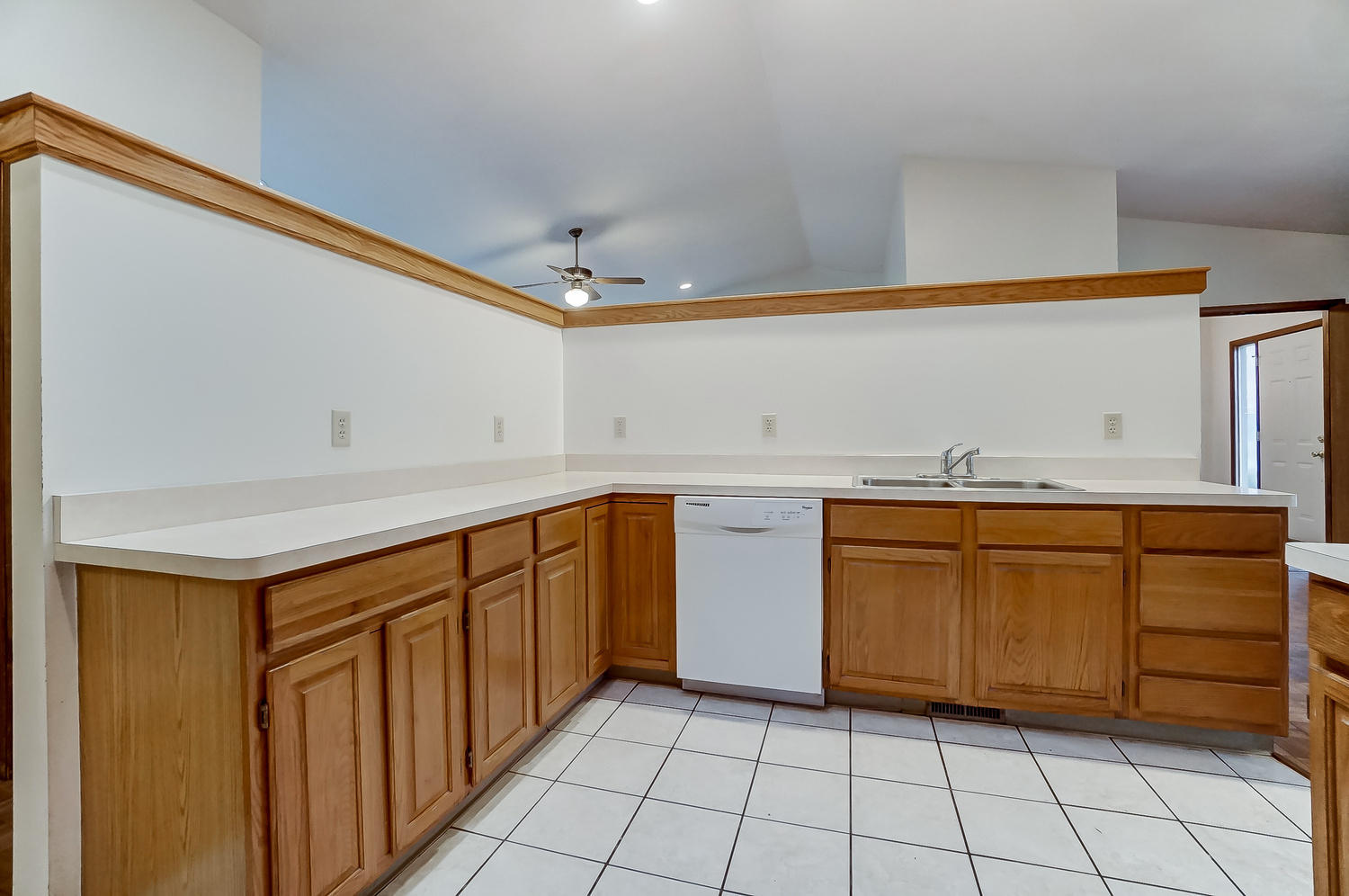 1140 Rustic Run Road Tipp City, OH 45371 - Photo 15 of 44 Gallery Image 15