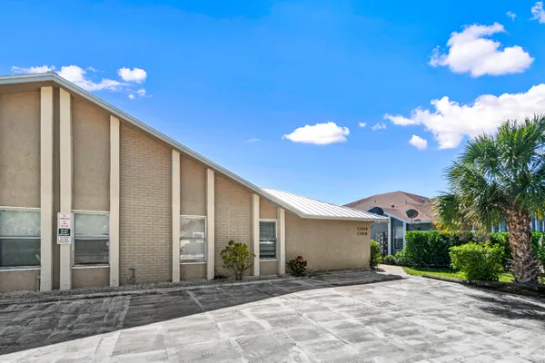$3,350 | 13916 Folkestone Circle, Wellington, FL 33414