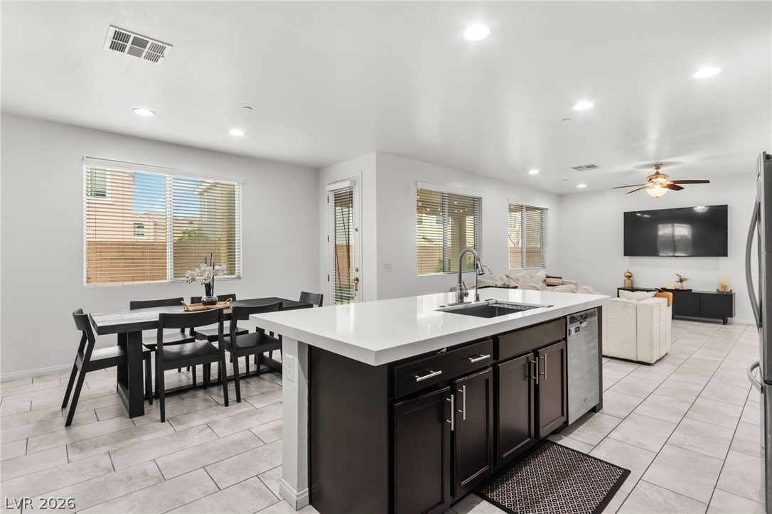 3038 Scenic Rhyme Avenue Henderson, NV 89044 - Photo 12 of 28