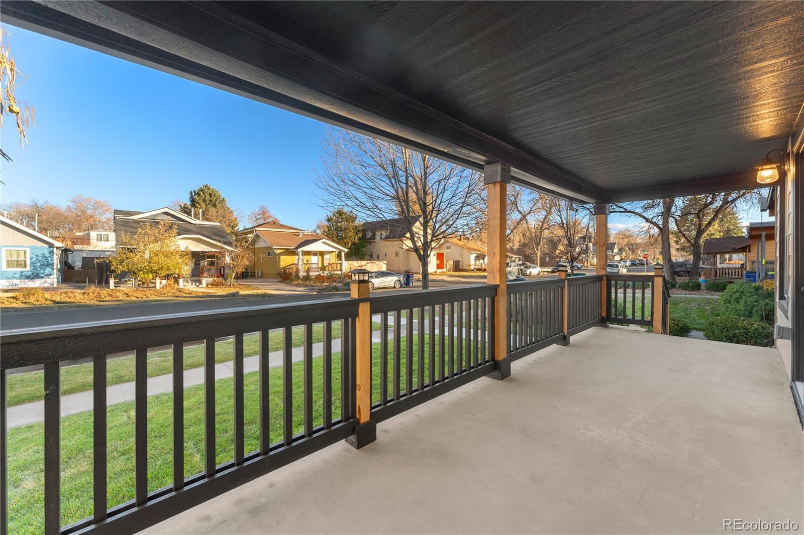 2963 South Lincoln Street Englewood, CO 80113 - Photo 4 of 50 a view of a porch