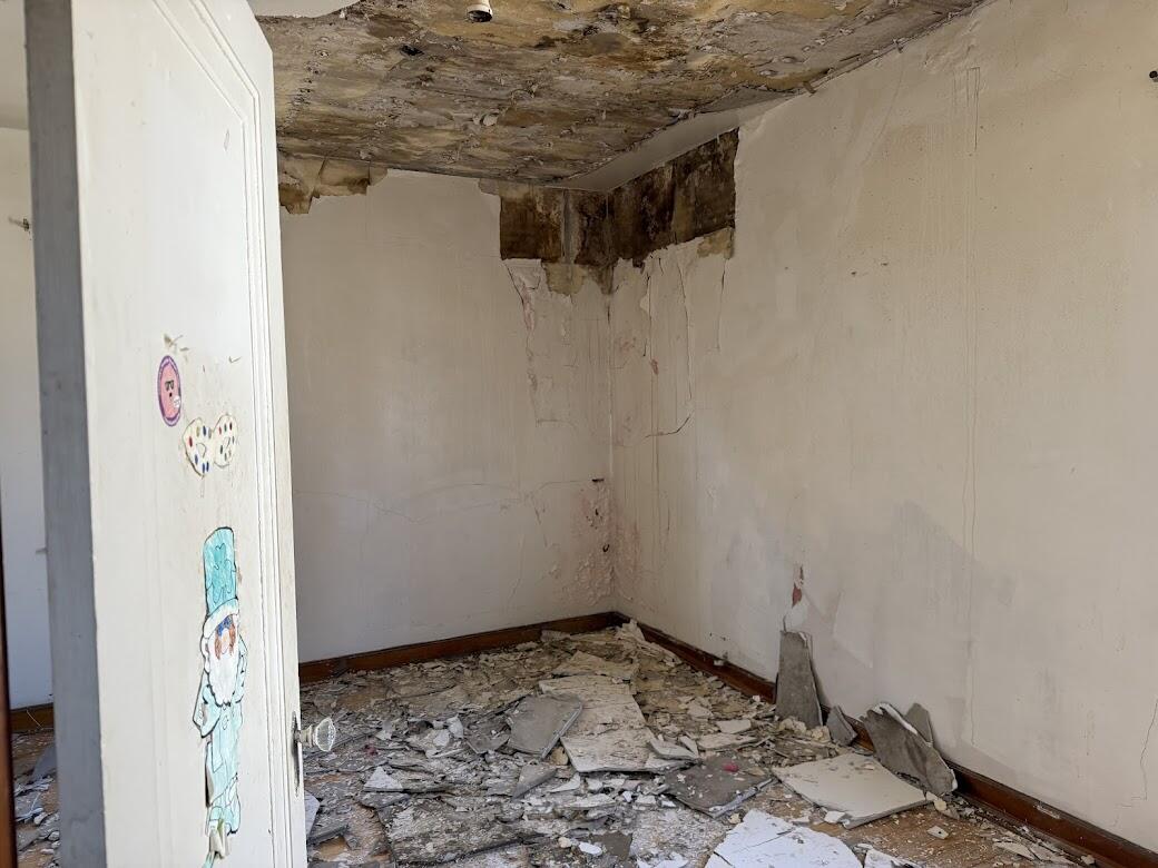 906 West Chambers Street, Unit 908 Milwaukee, WI 53206 - Photo 11 of 17 IMG_1998