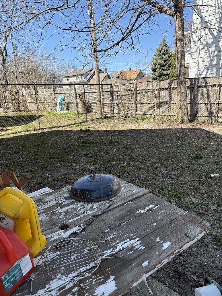 906 West Chambers Street, Unit 908 Milwaukee, WI 53206 - Photo 3 of 17 IMG_2010