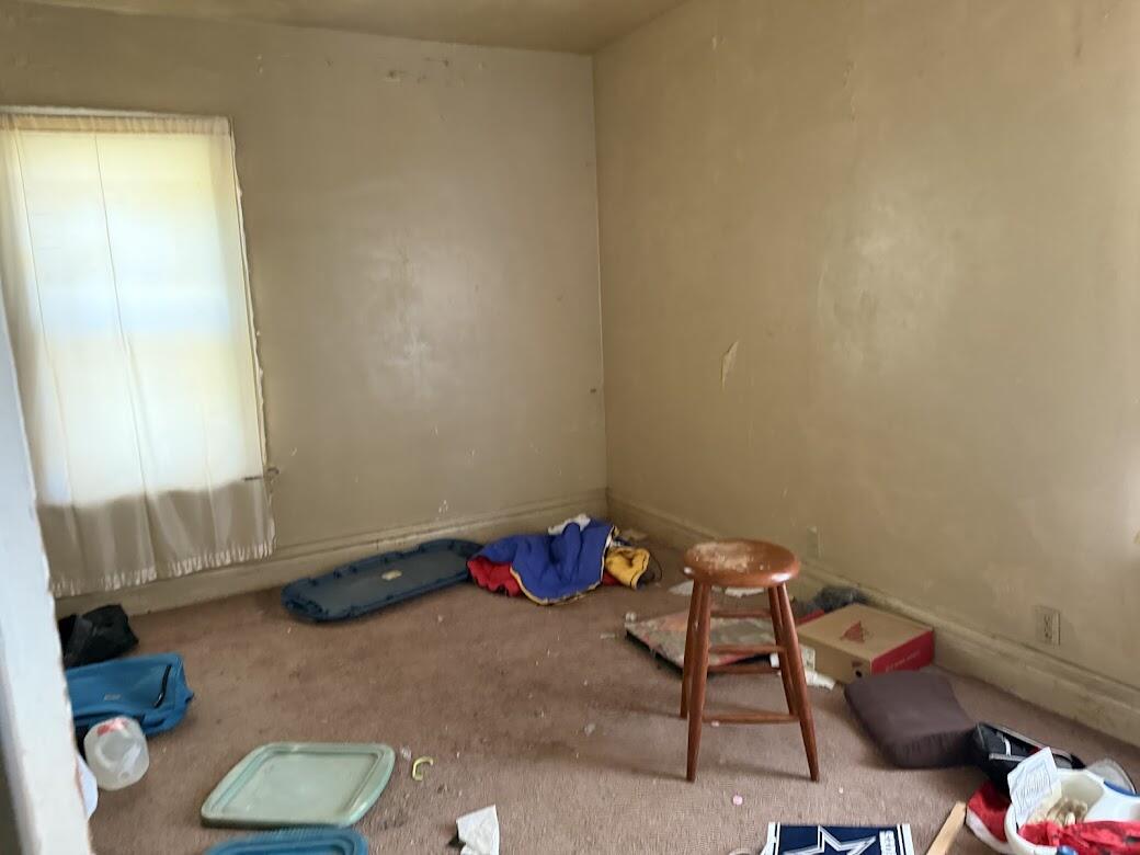 906 West Chambers Street, Unit 908 Milwaukee, WI 53206 - Photo 9 of 17 IMG_2001