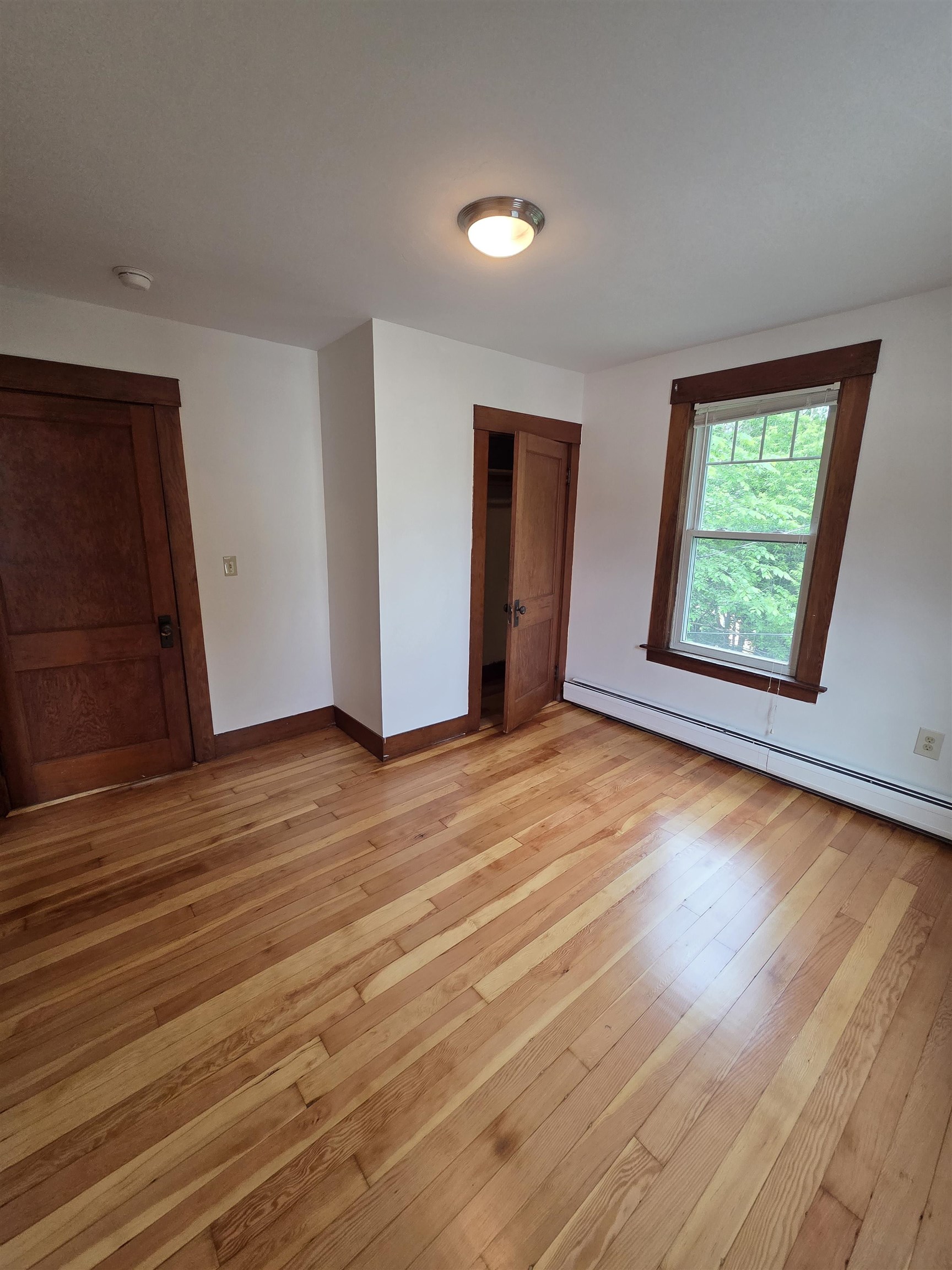 267 West Main Street Littleton, NH 03561 - Photo 9 of 15