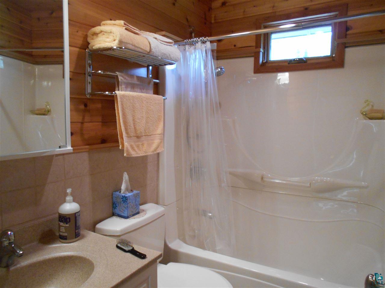2783 Clark Road Two Harbors, MN 55616 - Photo 18 of 24 main bathroom