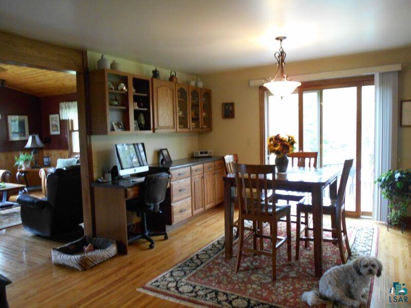 2783 Clark Road Two Harbors, MN 55616 - Photo 5 of 24 dining room