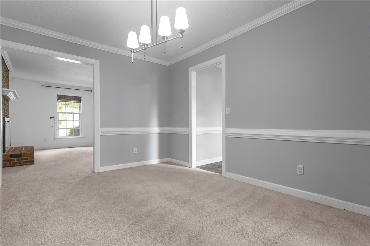 2012 Hunterfield Lane Raleigh, NC 27609 - Photo 10 of 27 Photo 10