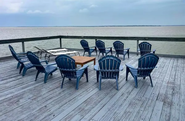 $749,000 | 8731 Lakeshore Drive, Kemp, TX 75143