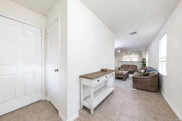 $1,600 | 342 Mistflower, New Braunfels, TX 78130