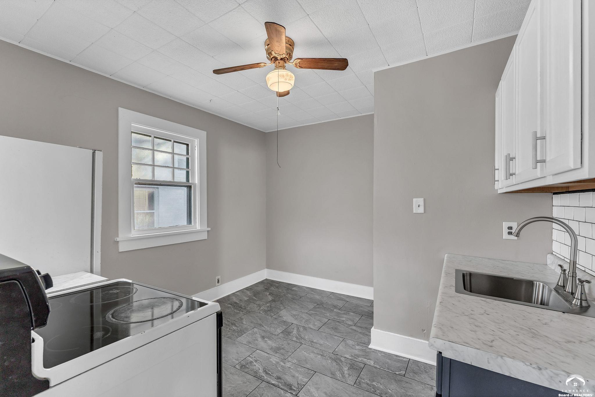 1500 Southwest Mulvane Street Topeka, KS 66604 - Photo 11 of 18