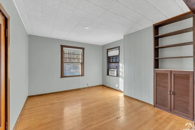 $199,900 | 1500 Southwest Mulvane Street, Topeka, KS 66604