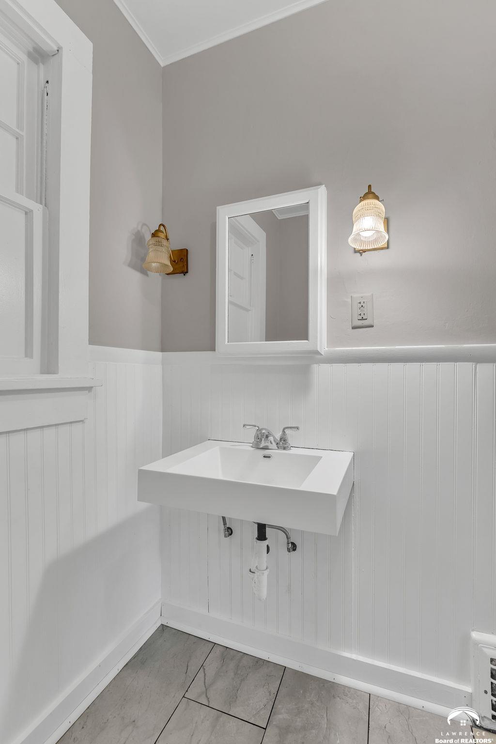 1500 Southwest Mulvane Street Topeka, KS 66604 - Photo 6 of 18