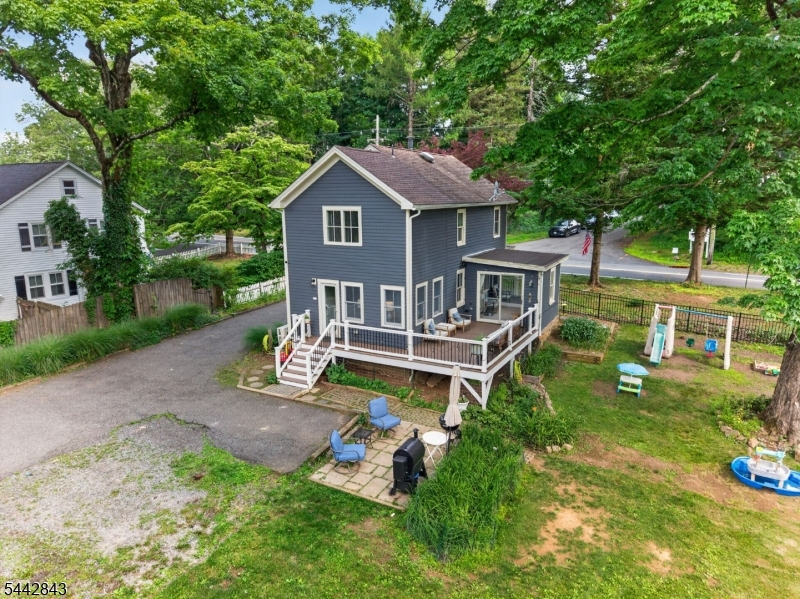 79 West Main Street Mendham, NJ 07945 - Photo 28 of 31