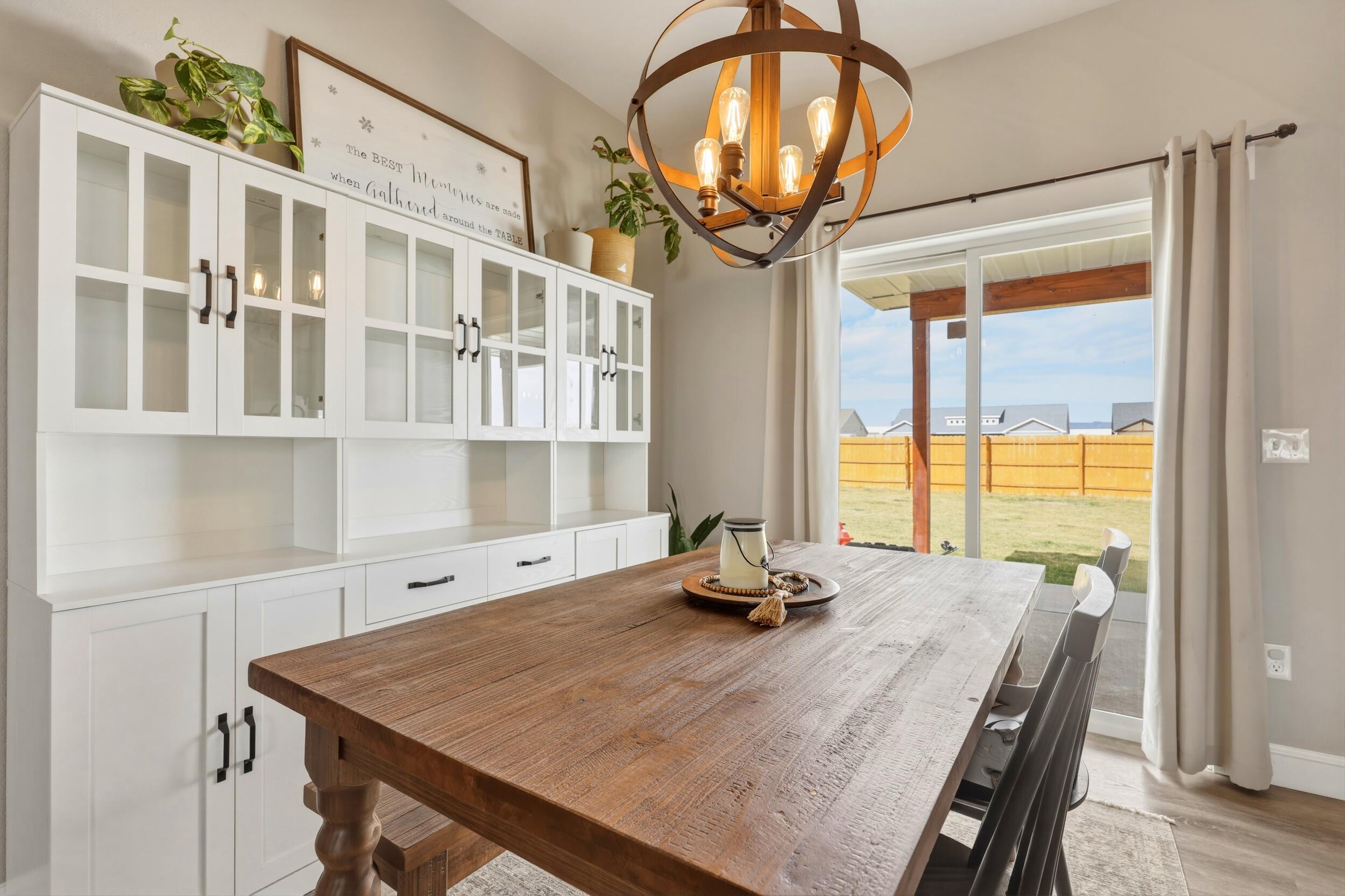 1323 Silverton Drive Ranchester, WY 82839 - Photo 9 of 27 View 2 of Dining