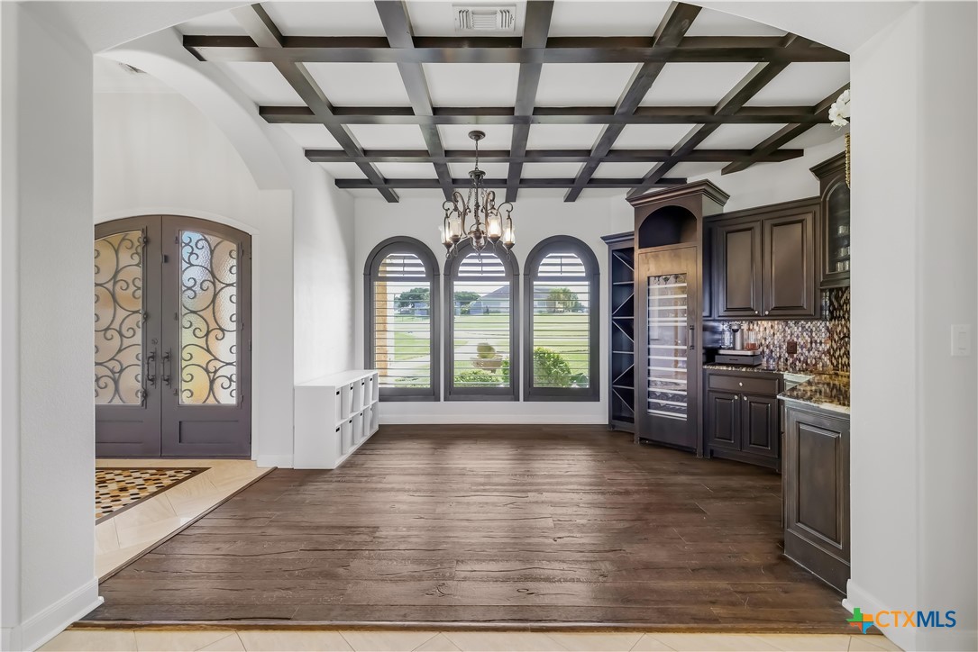 448 Champlain Street Victoria, TX 77905 - Photo 19 of 48 Dining Room