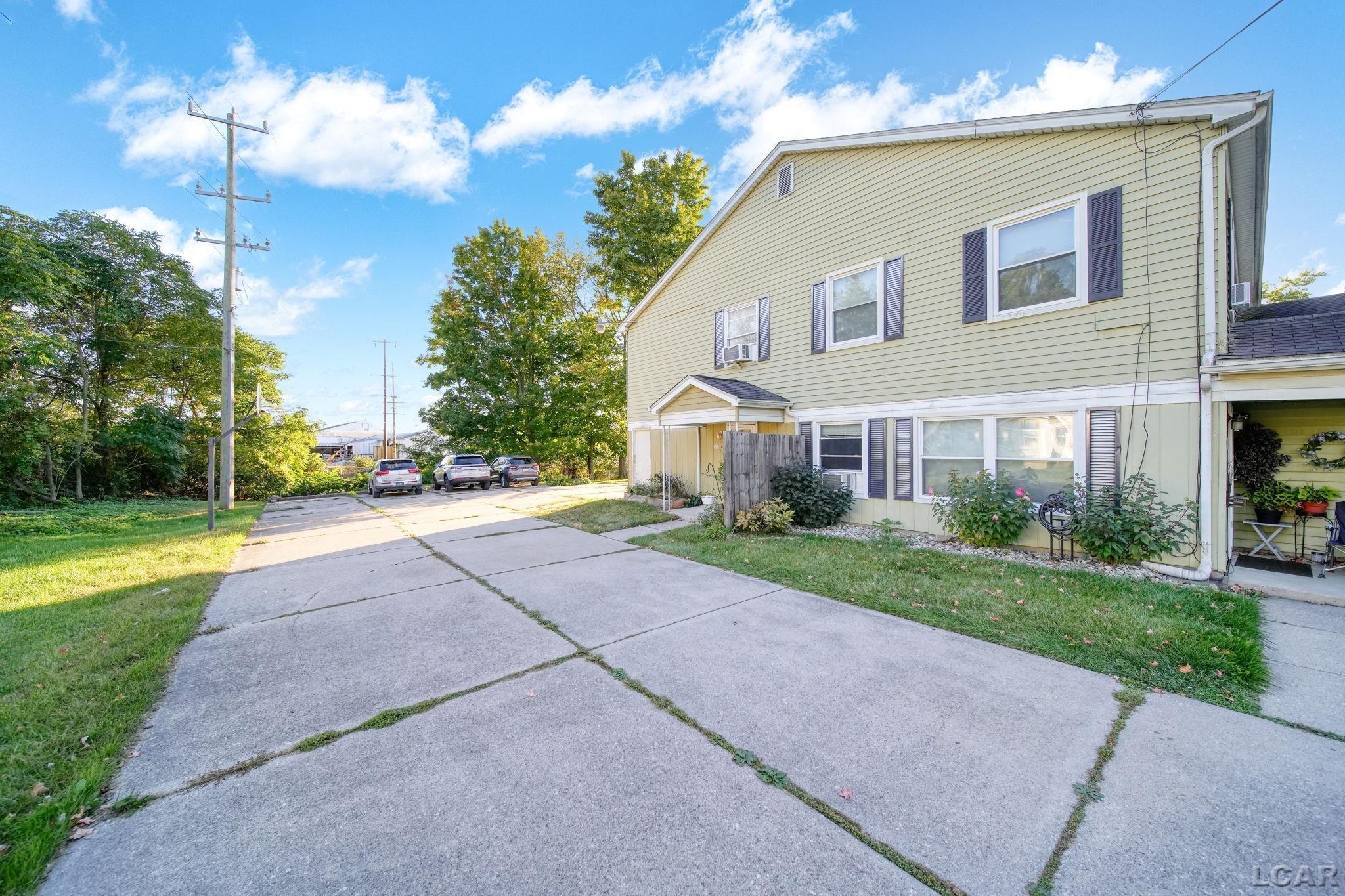 317 Clark Street, Unit D Clinton, MI 49236 - Photo 3 of 30