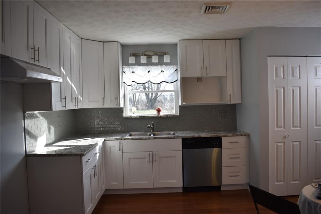4113 Grange Hall Road Springfield, OH 45504 - Photo 6 of 18