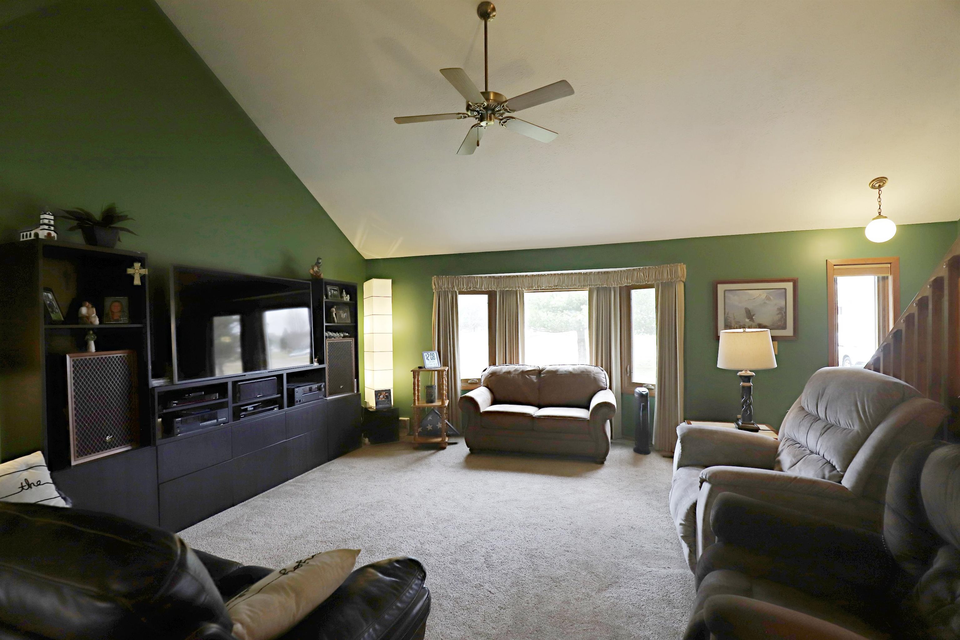 13455 Jennifer Drive Perry, MI 48872 - Photo 7 of 39